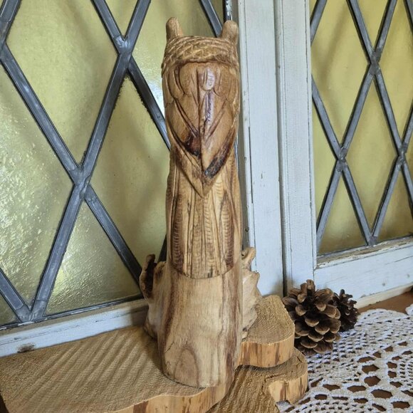 Vintage Owl Wood Sculpture - Unique Folk Art Peice! - Picture 7 of 11